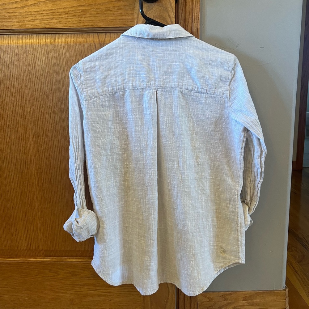 Kuhl Adele Button Up Size Medium - image 5